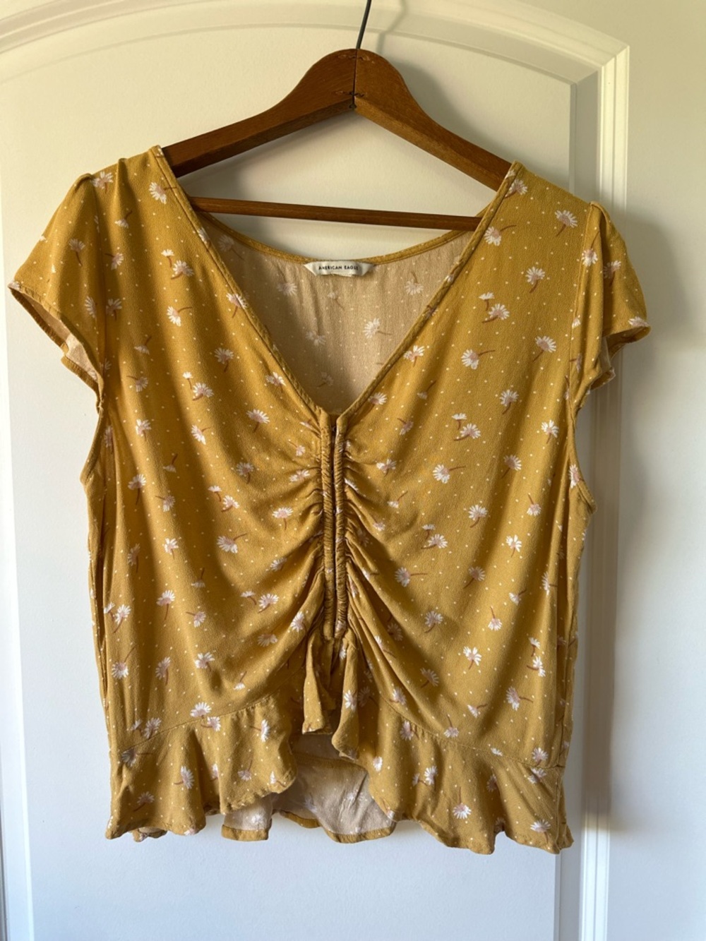 American Eagle Outfitters Boho Mustard Floral Ruched Top Flutter Sleeves